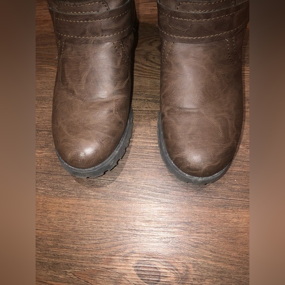 Rugged Outback |  Brown Lined Winter Boots: US 9 - Picture 12 of 16